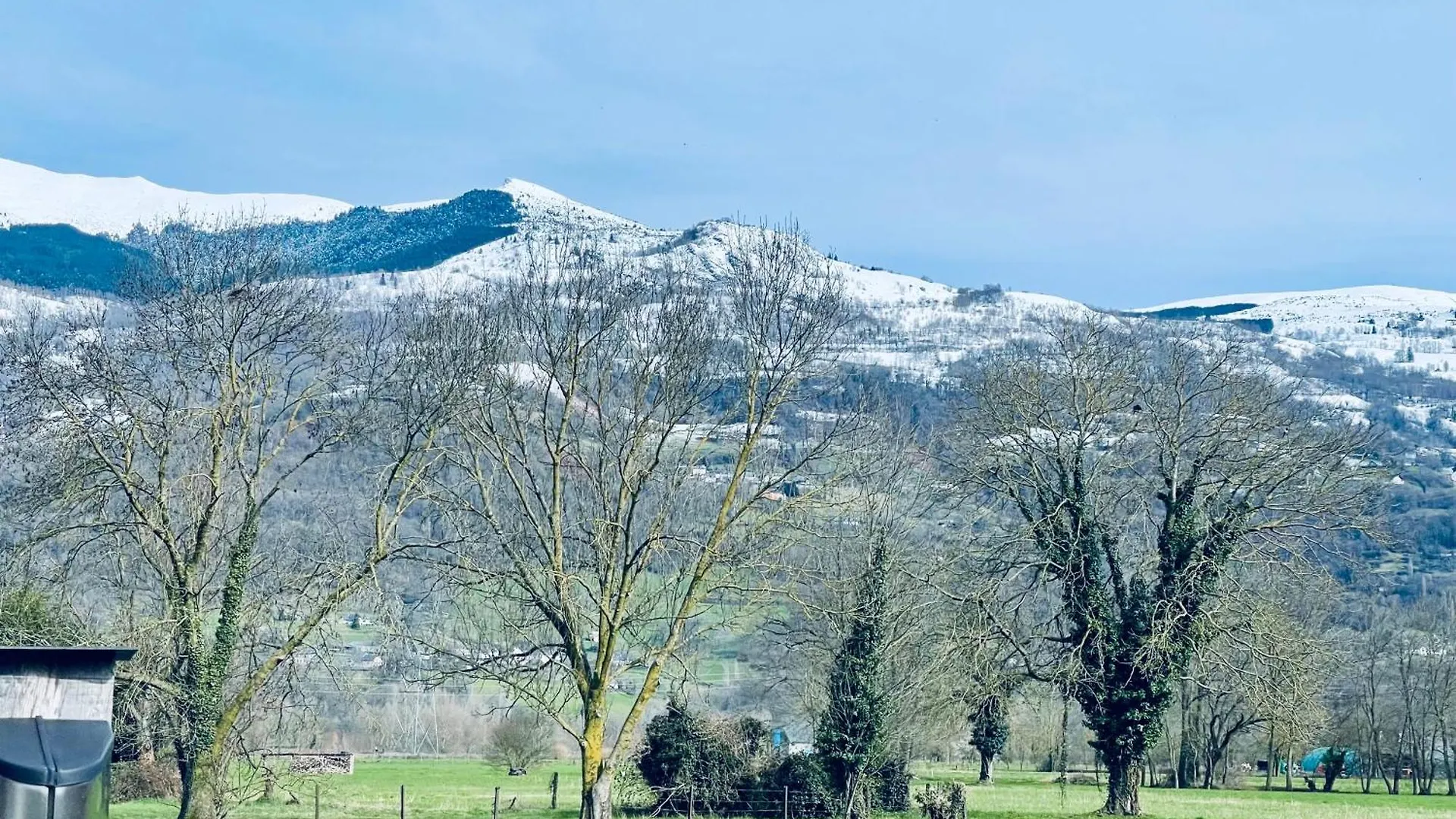 Maison Au Calme Vue Sur Les Montagnes Aste France